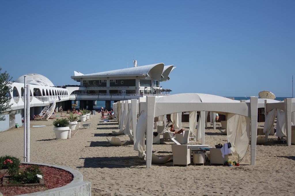 Residenza Nervesa Apartment Lignano Sabbiadoro Exterior photo